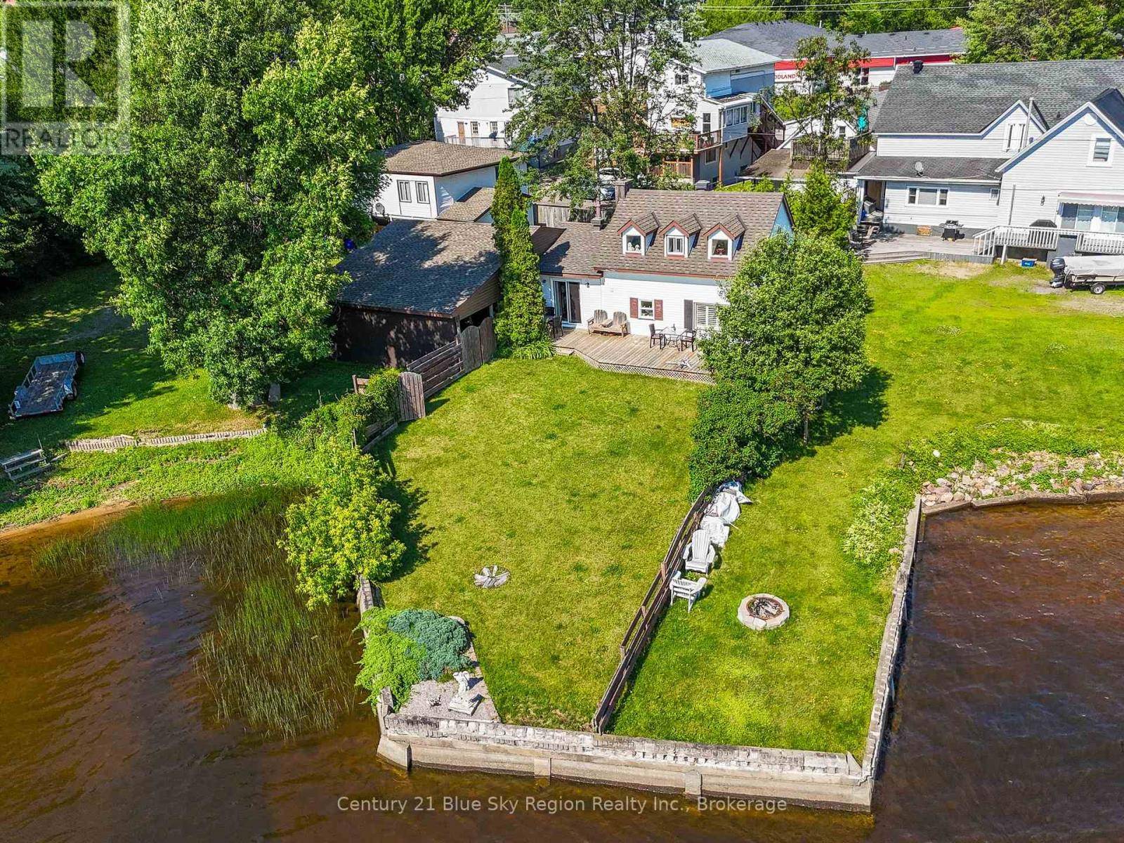 Callander, ON P0H1H0,5 MAIN STREET S