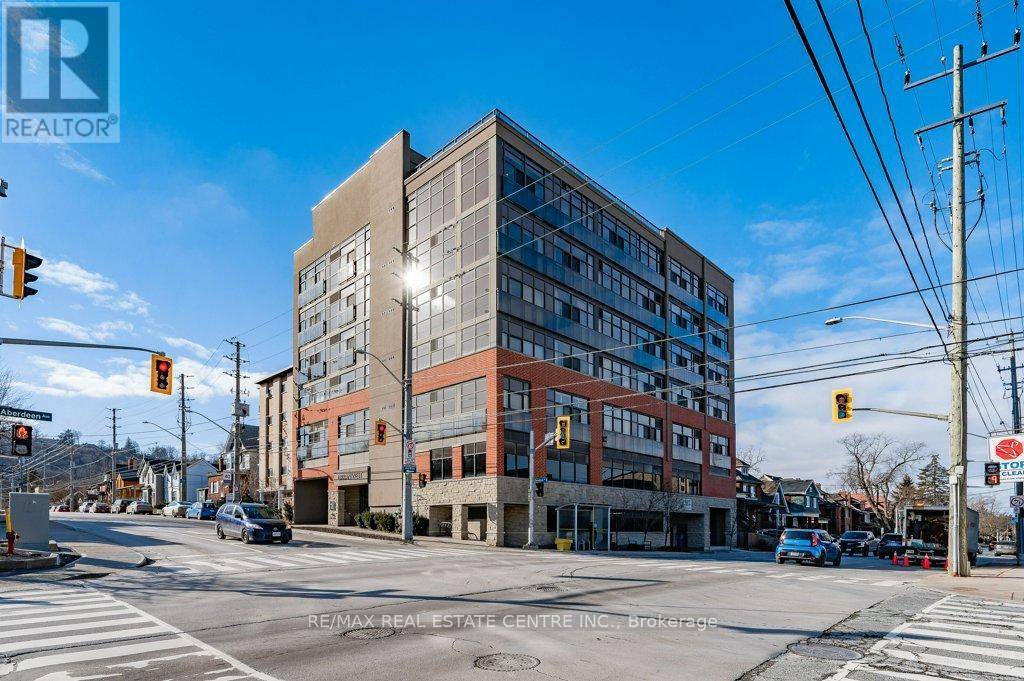 Hamilton (kirkendall), ON L8P2S4,427 Aberdeen AVE #401
