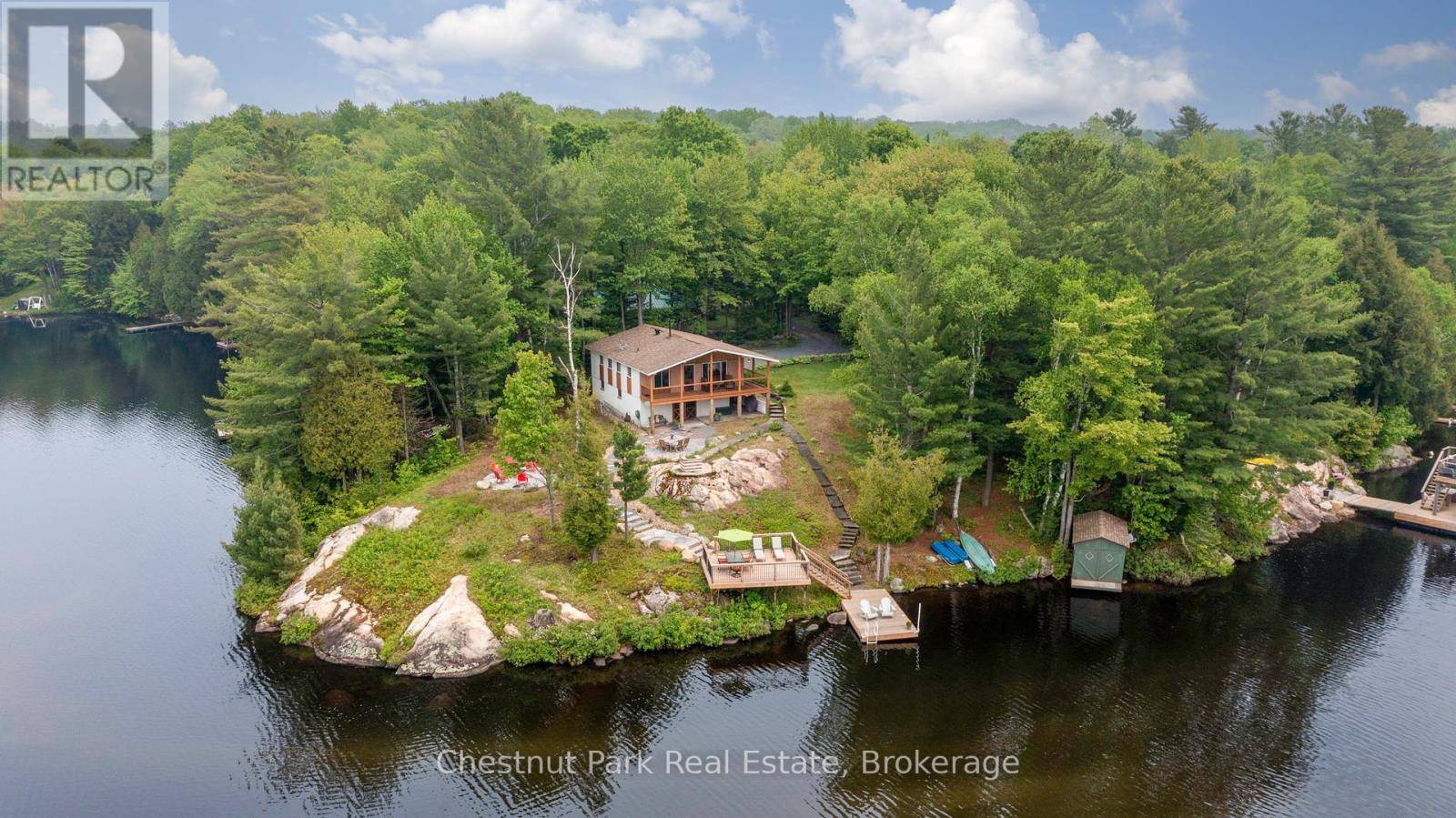 Lake Of Bays (mclean), ON P0B1A0,4 MALLARD LANE