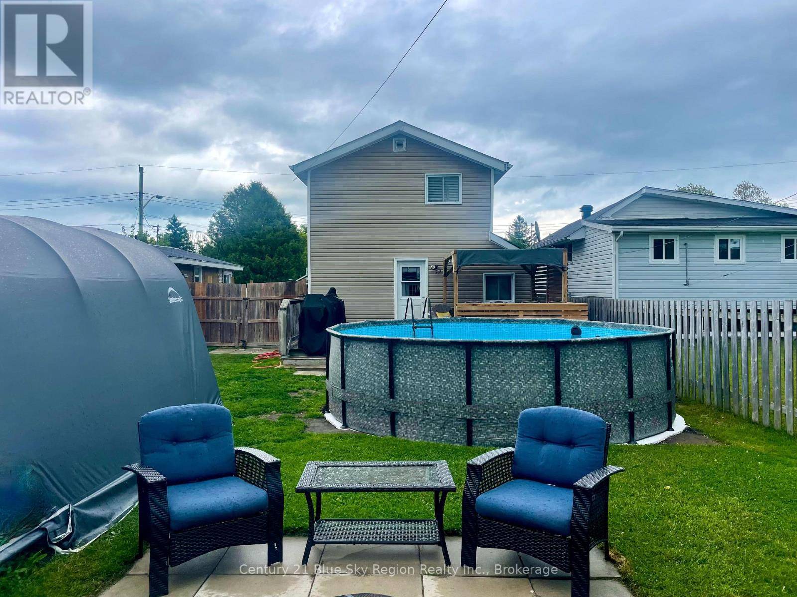West Nipissing (sturgeon Falls), ON P2B1A8,175 CARRIE STREET