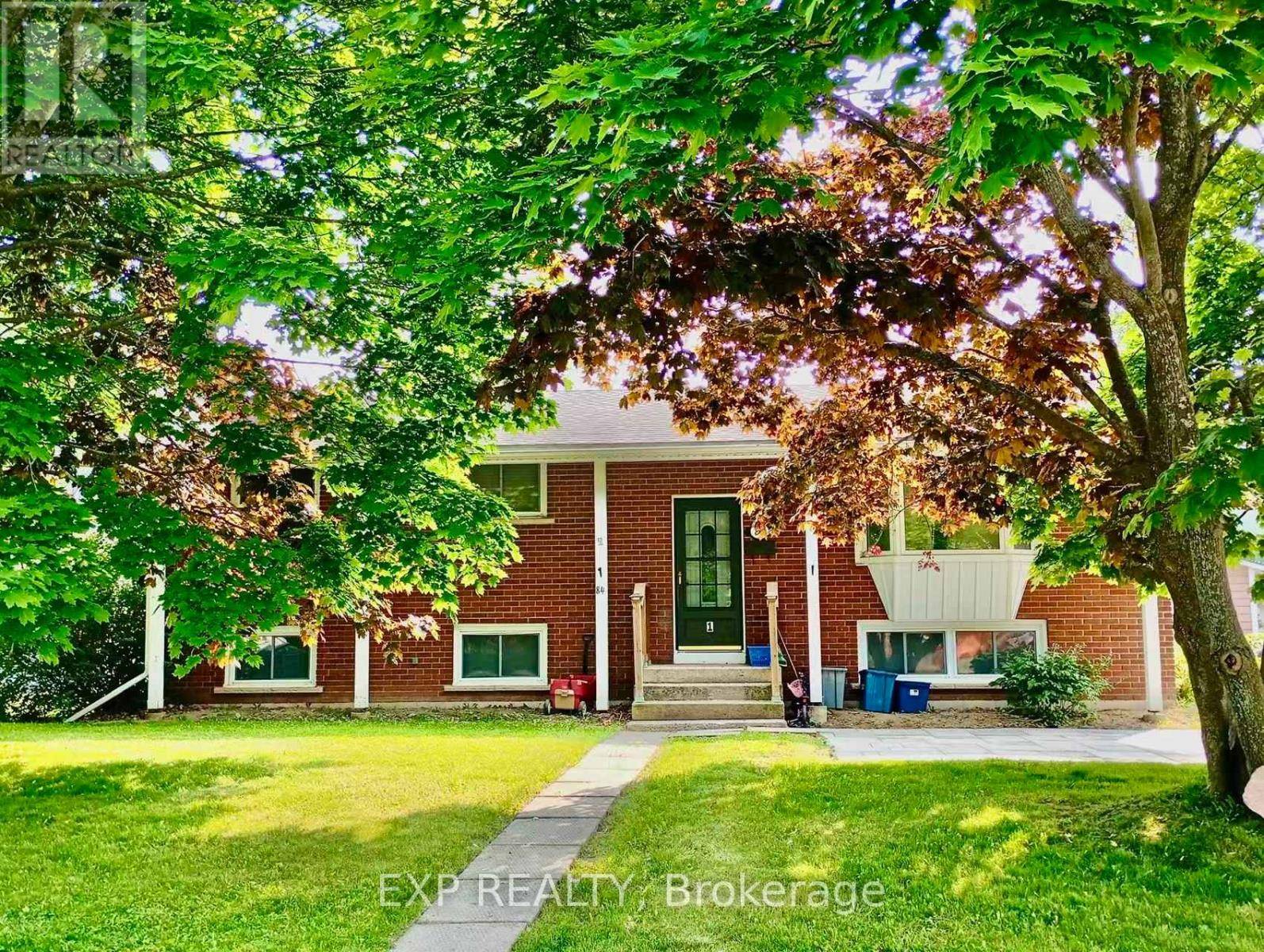 Loyalist (amherstview), ON K7N1N5,84 SHERWOOD AVENUE
