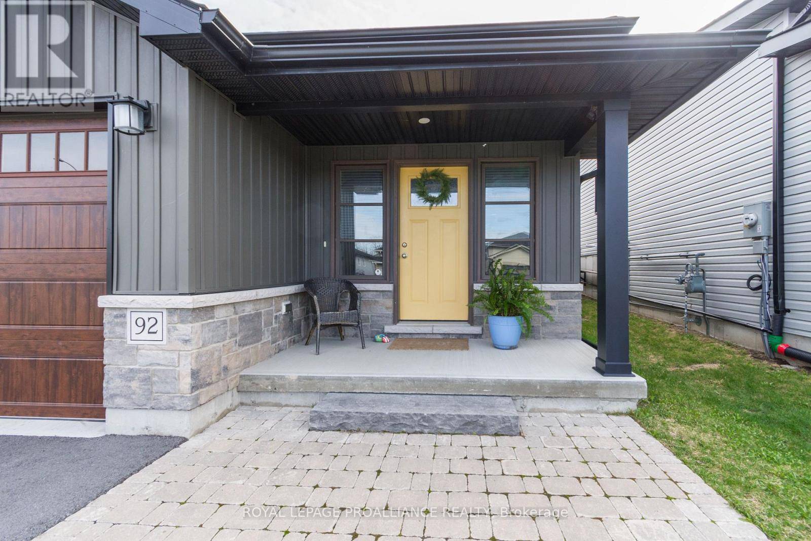 Quinte West (frankford Ward), ON K0K2C0,92 MEAGAN LANE