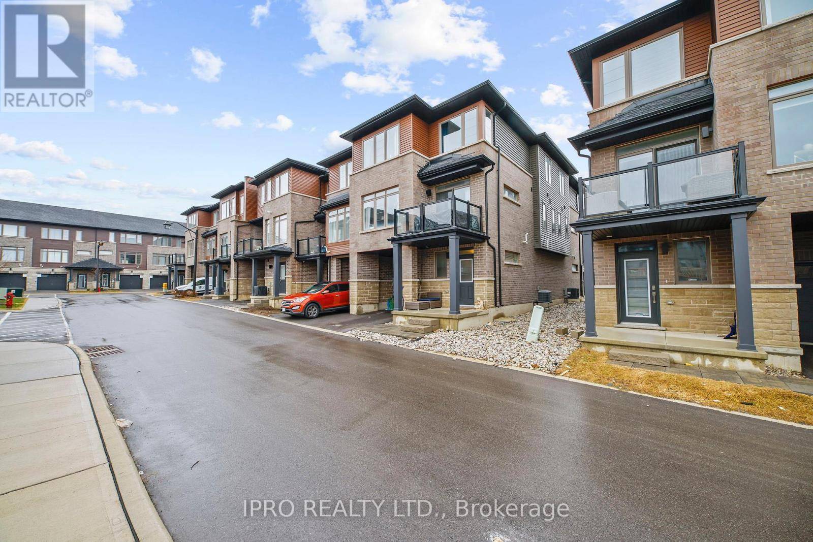 Hamilton (stoney Creek Mountain), ON L8J0M6,61 Soho ST #123