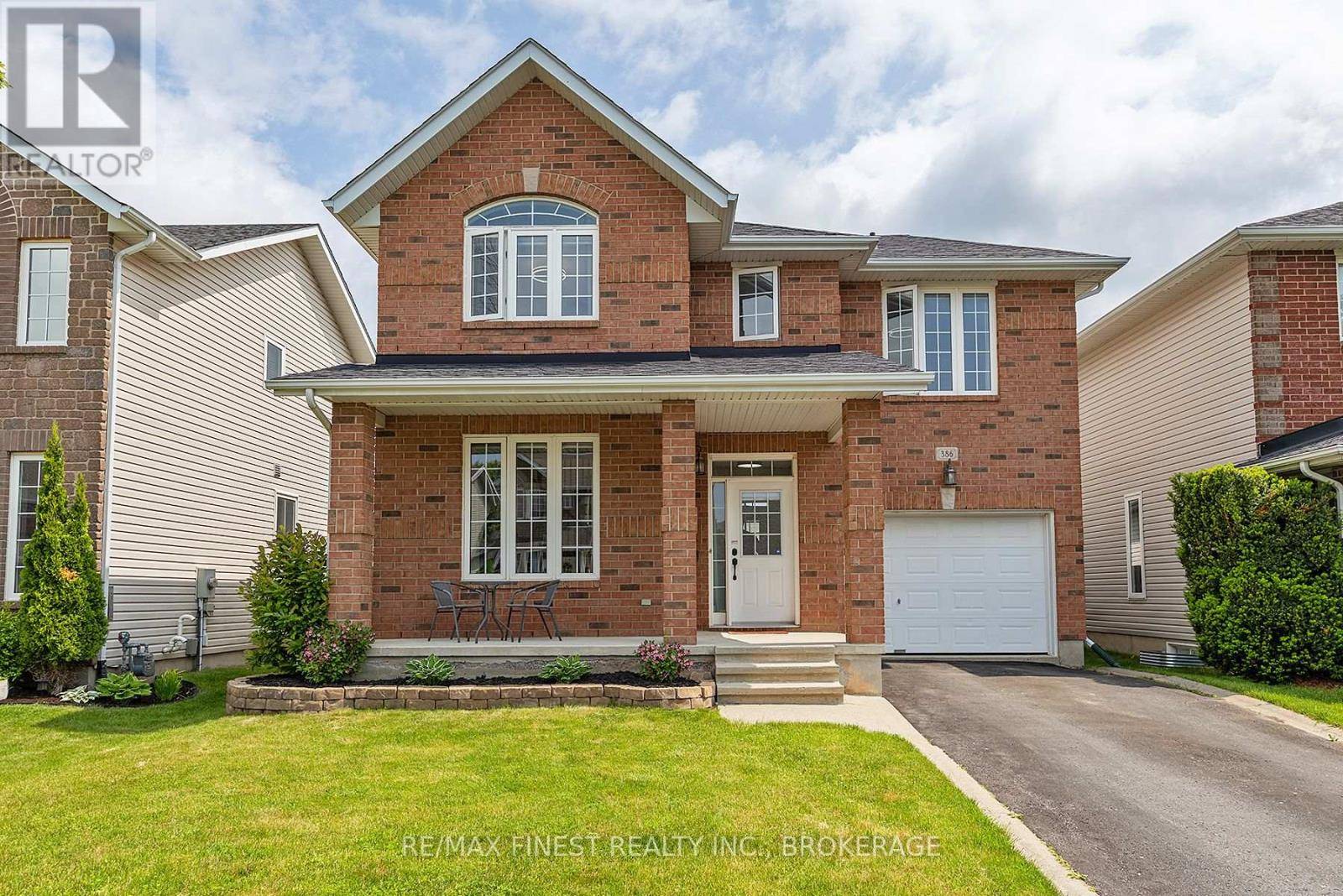 Kingston (kingston East (incl Barret Crt)), ON K7K7L3,386 QUARRY POND COURT