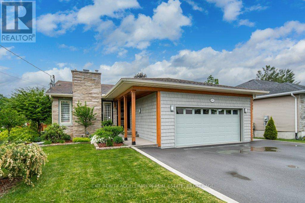 Greater Napanee (greater Napanee), ON K7R3S8,252 BRIDGE STREET W