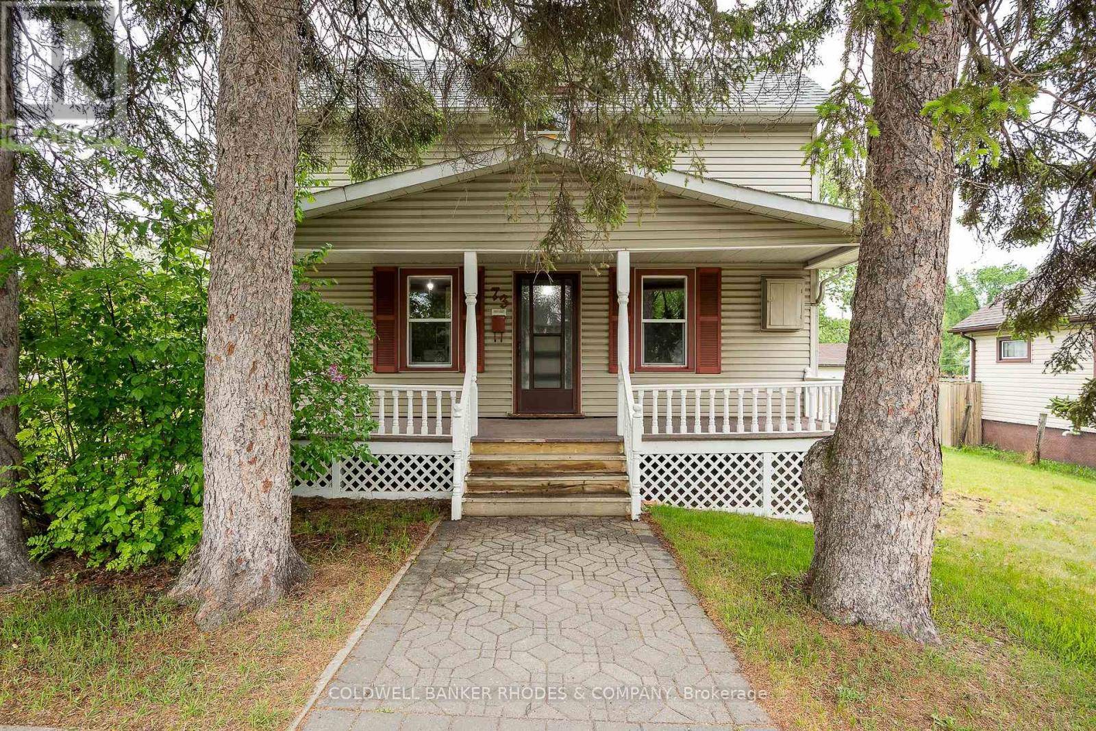 Thunder Bay, ON P7A6C2,73 EMPRESS AVENUE N