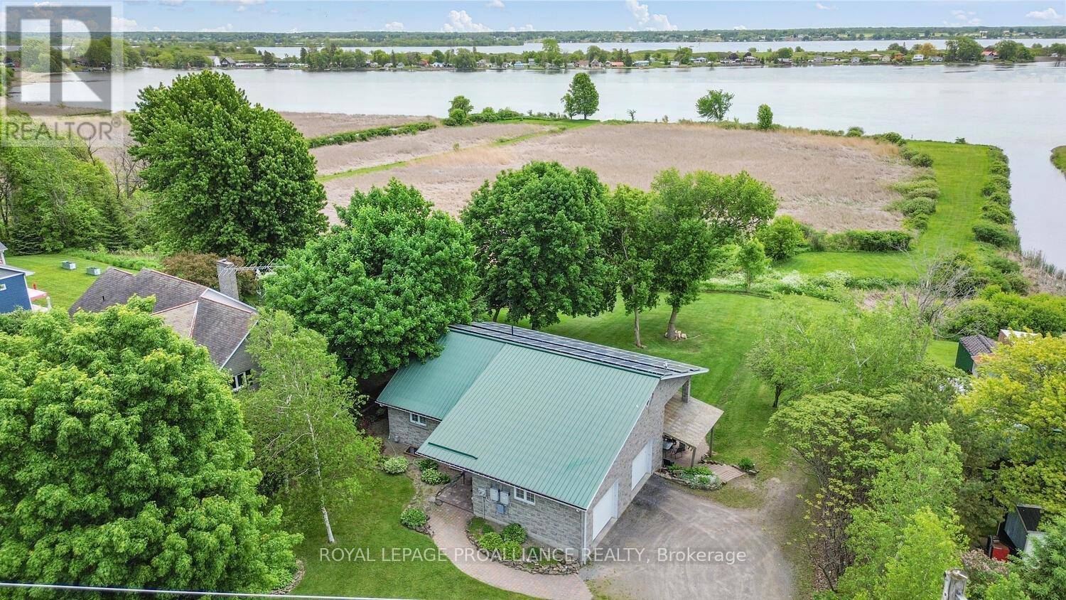 Edwardsburgh/cardinal, ON K0E1T1,2111 COUNTY ROAD 2 ROAD E