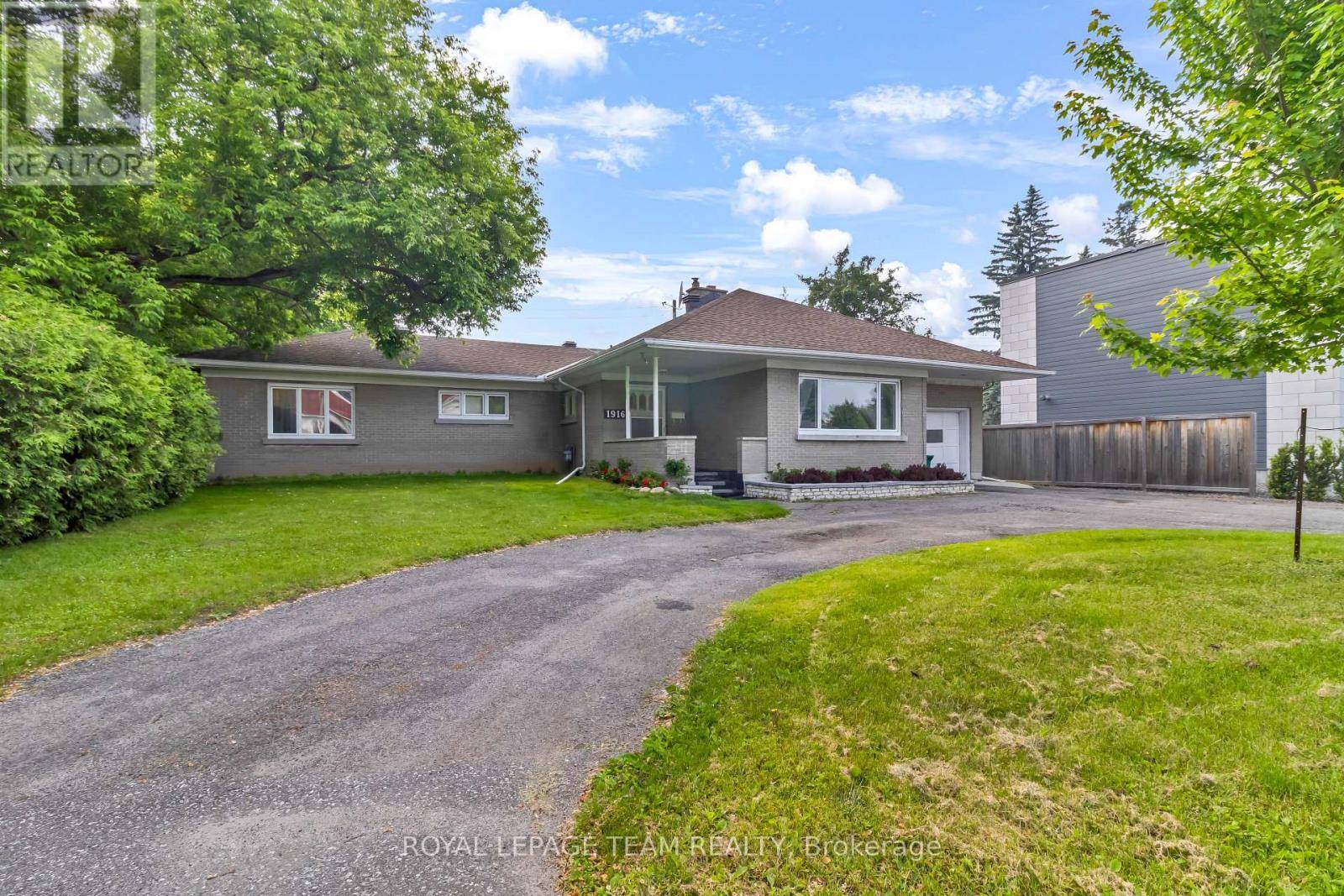 Ottawa, ON K1H7K6,1916 ALTA VISTA DRIVE