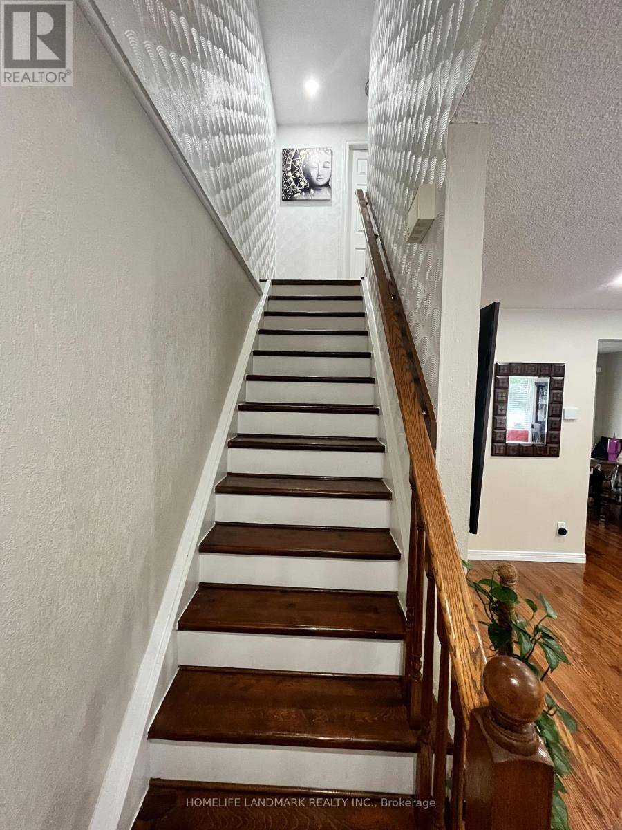 St. Catharines (lakeport), ON L2N6Z2,39 ELMA STREET