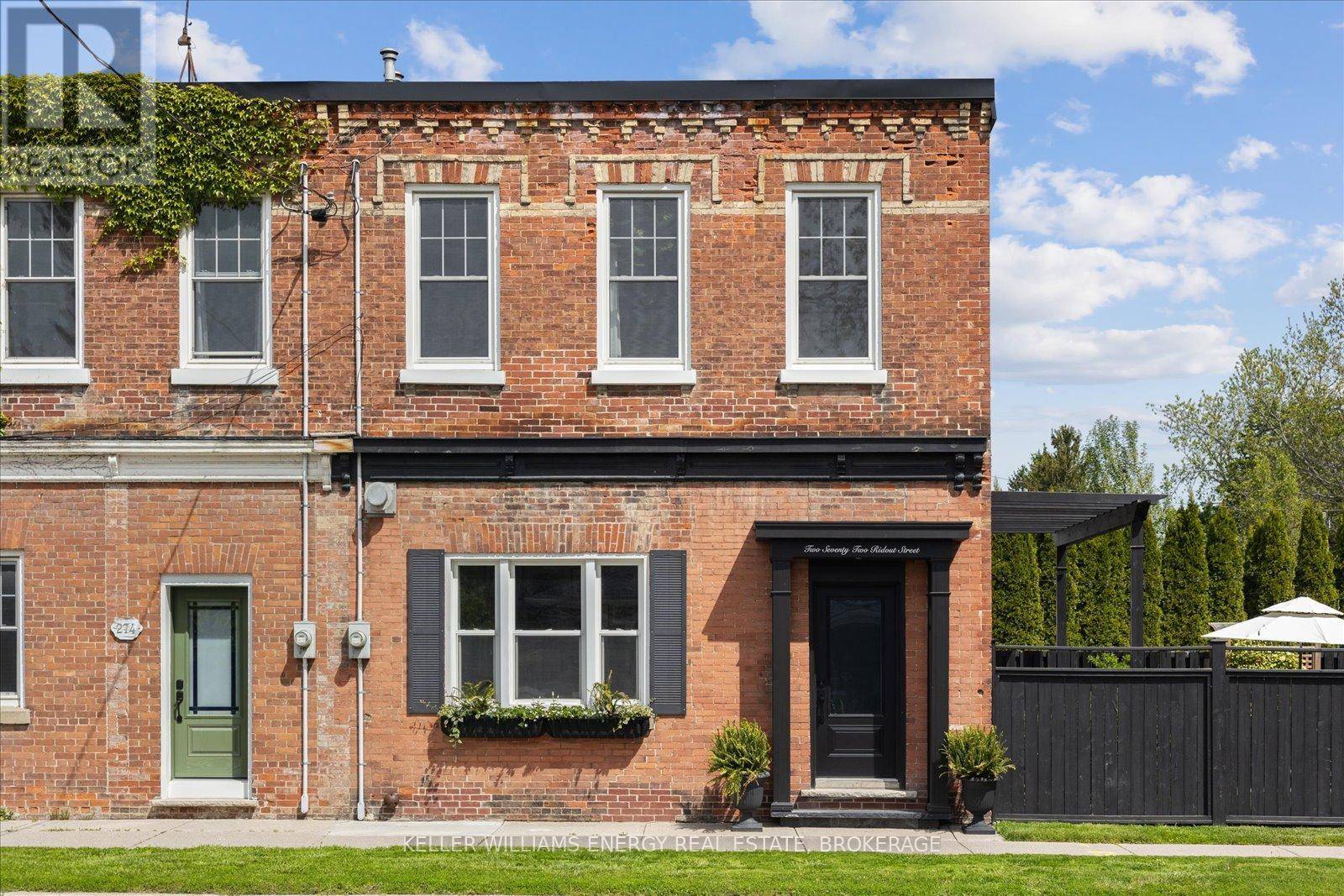 Port Hope, ON L1A1P5,272 RIDOUT STREET