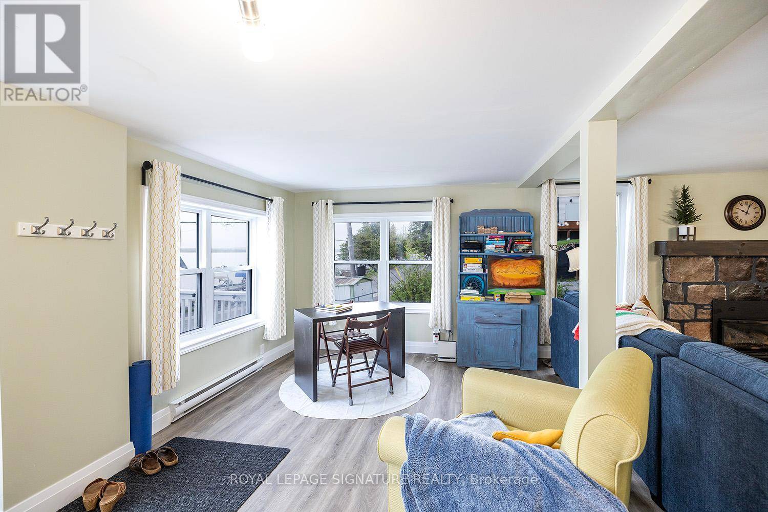 Kawartha Lakes (verulam), ON K0M1L0,111 HAZEL STREET