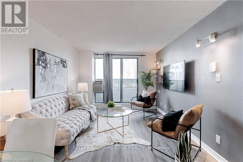 Hamilton (corktown), ON L8N4E7,175 Hunter ST East #409