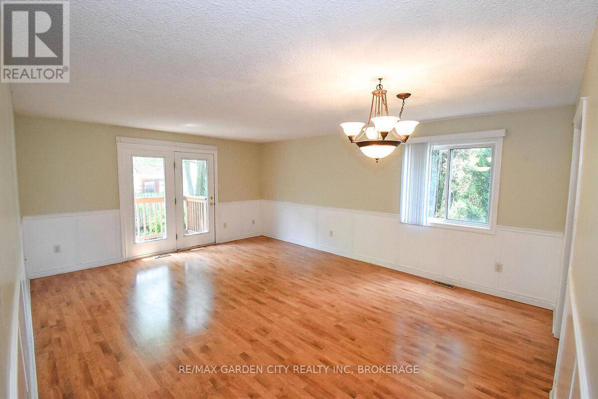 Lincoln (lincoln-jordan/vineland), ON L0R2C0,3939 AZALEA CRESCENT