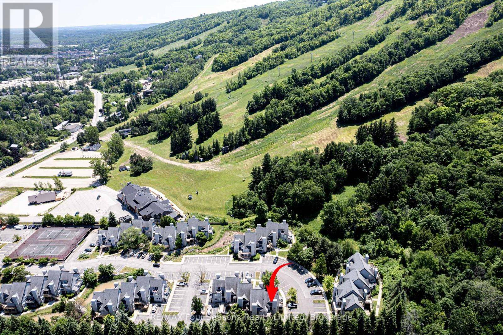 Blue Mountains, ON L9Y0N6,796468 GREY ROAD 19 #705