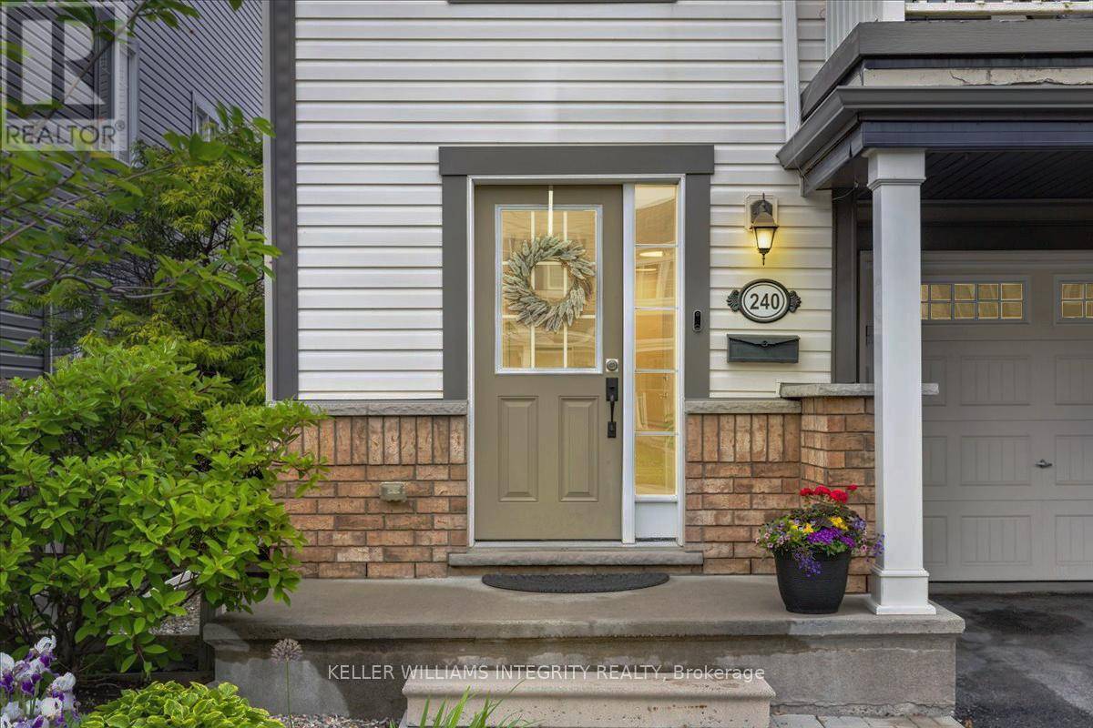 Ottawa, ON K2S0N8,240 CAYMAN ROAD