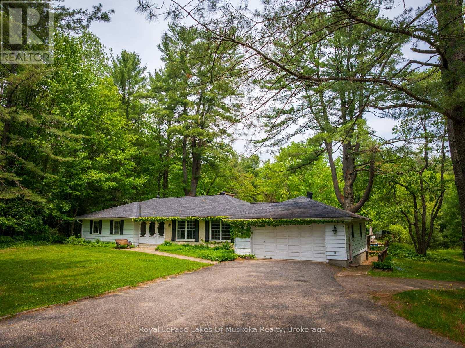 Huntsville (chaffey), ON P1H0J3,1216 RAVENSCLIFFE ROAD
