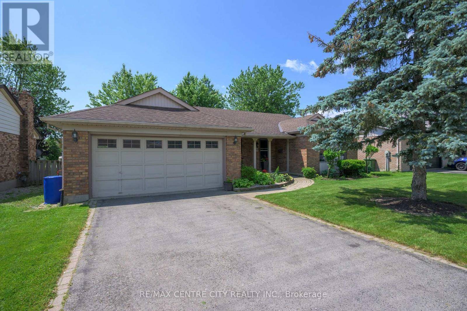 St. Thomas, ON N5R5W3,9 BONNIE PLACE