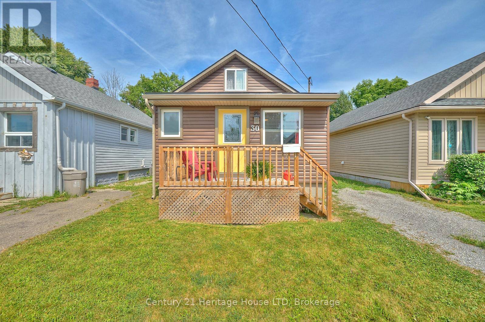 Welland (lincoln/crowland), ON L3B1T6,30 MCALPINE AVENUE S