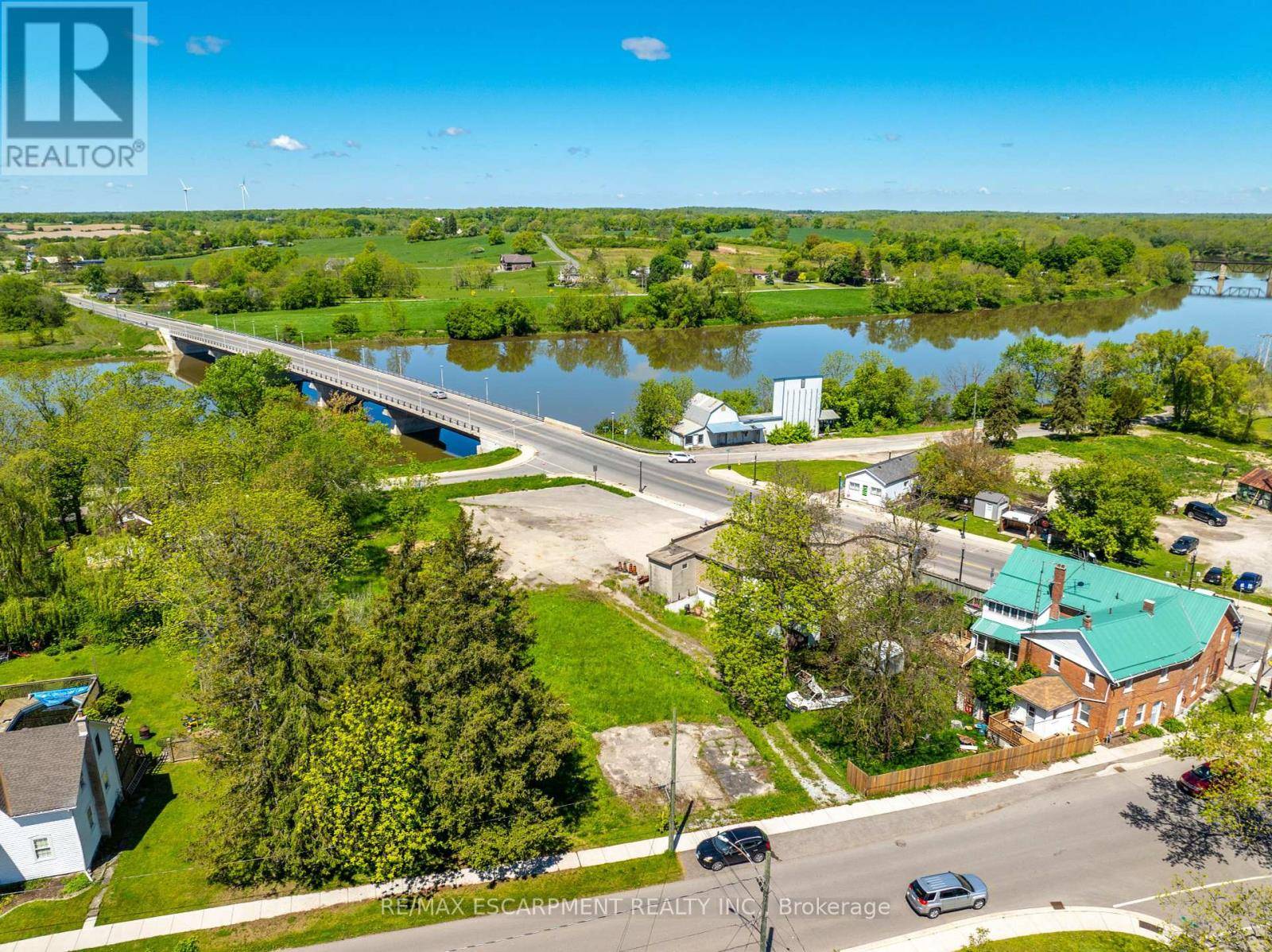 Haldimand, ON N0A1E0,3 CAYUGA STREET