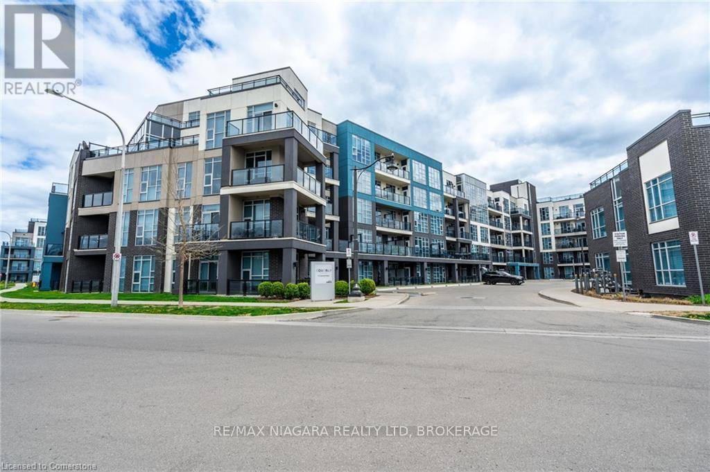 Grimsby (grimsby Beach), ON L3M0G6,10 Concord PL #106