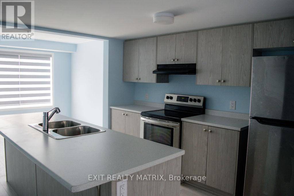 Ottawa, ON K2S3B2,531 WOVEN PRIVATE NW