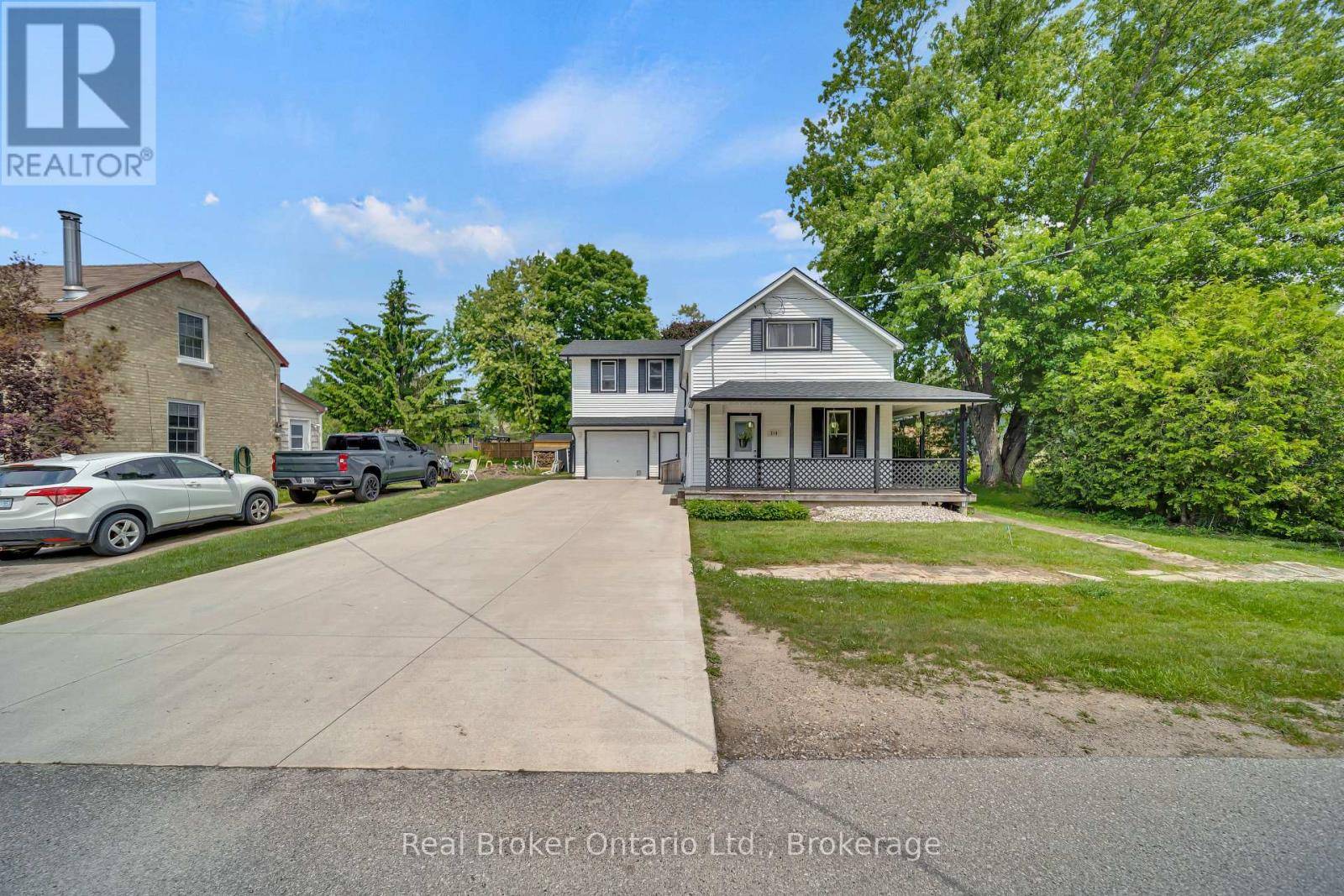Arran-elderslie, ON N0G2N0,218 CAMBRIDGE STREET