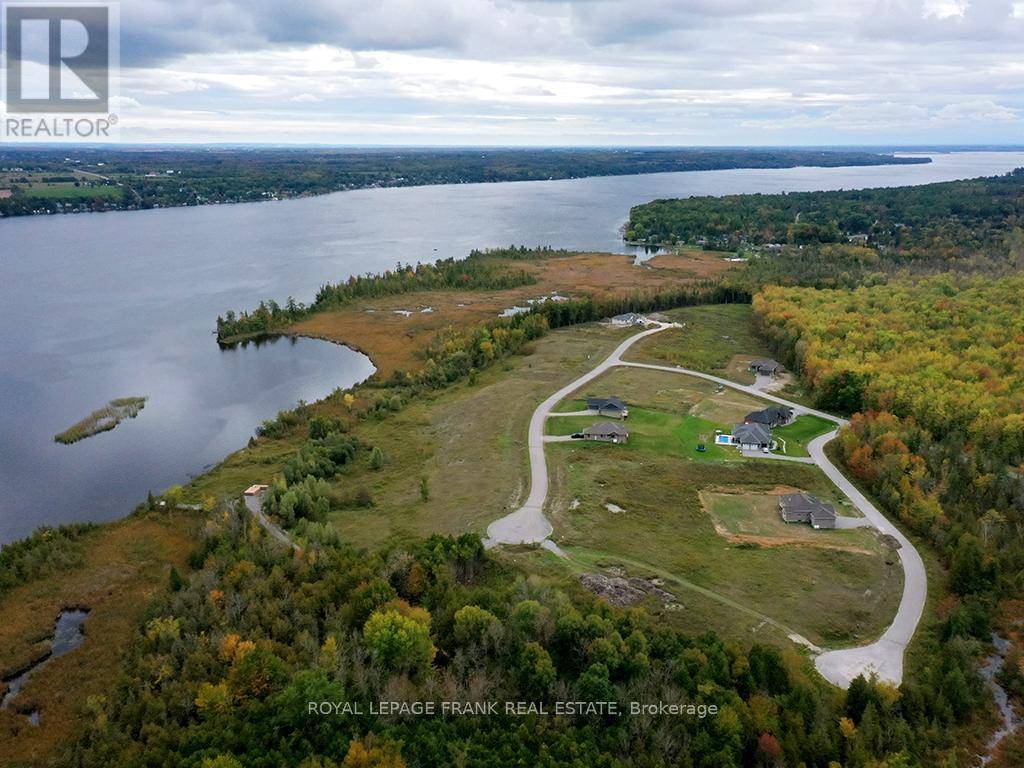 Kawartha Lakes (verulam), ON K0M1N0,7 NIPIGON STREET
