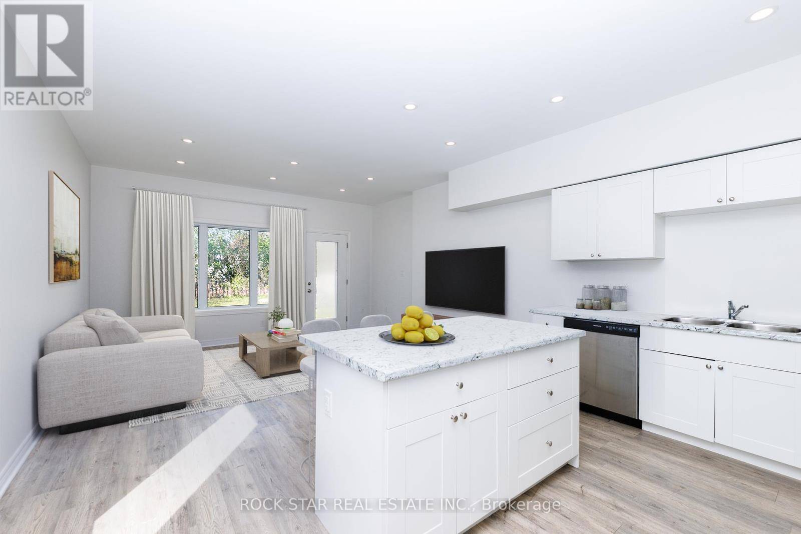 St. Catharines (western Hill), ON L2S2N5,52B MERIGOLD STREET