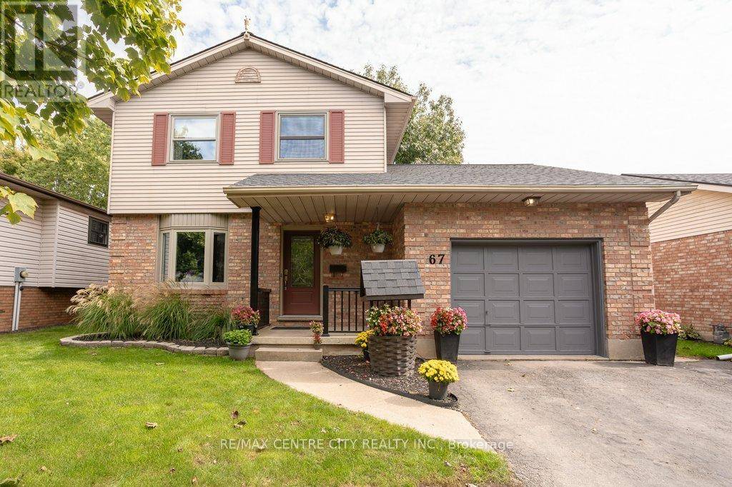 Aylmer, ON N5H3E3,67 FARMINGTON AVENUE