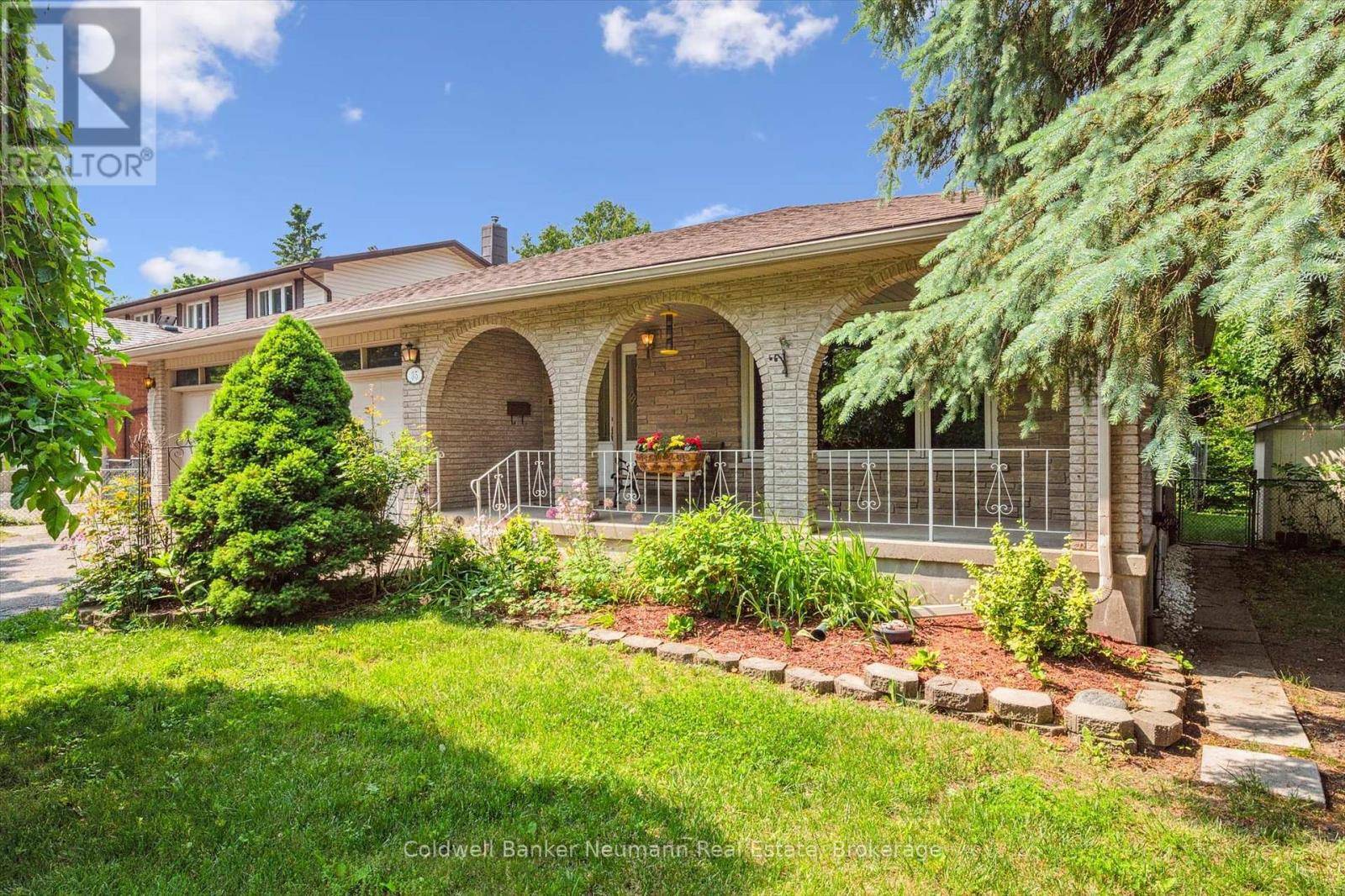 Guelph (kortright West), ON N1G2W9,35 RICKSON AVENUE