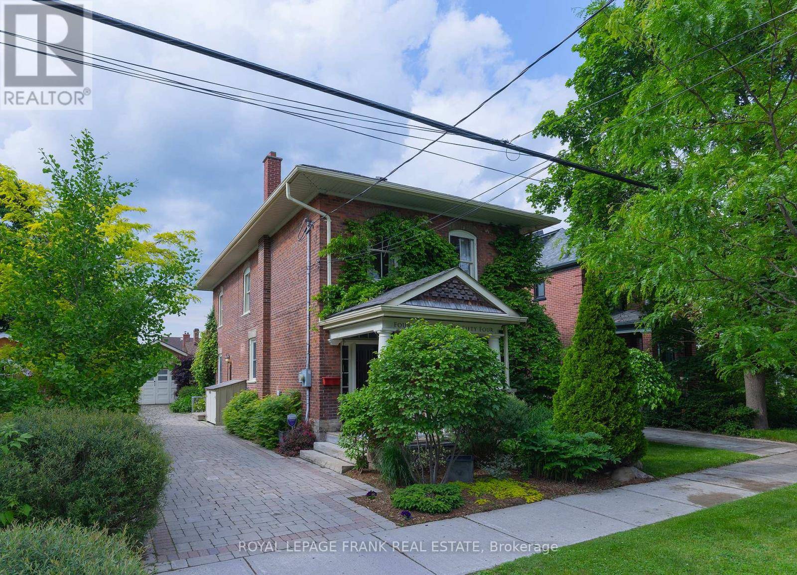 Peterborough Central (old West End), ON K9H2N6,454 WELLER STREET