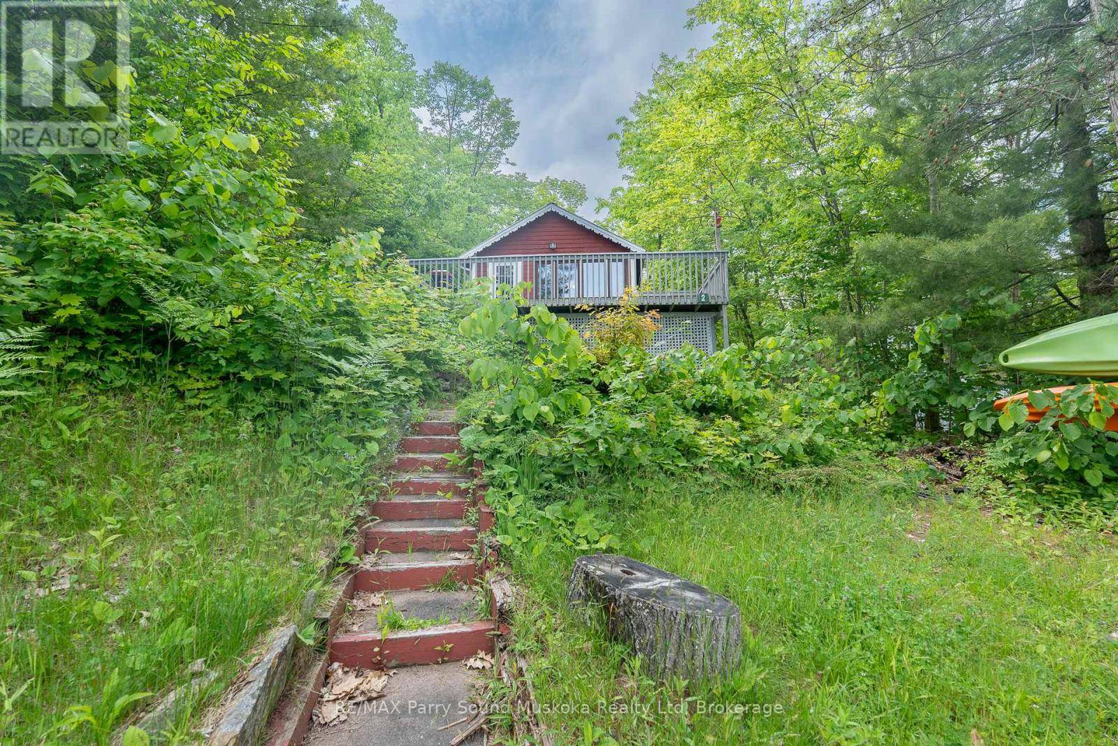 Muskoka Lakes (wood (muskoka Lakes)), ON P0C1M0,1003 ECKFORD ROAD