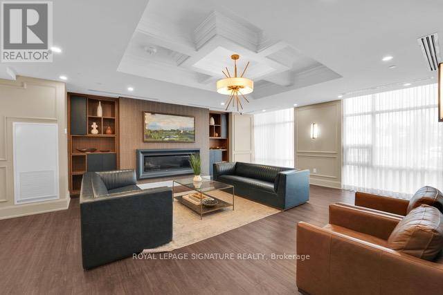 Hamilton (waterdown), ON L8B1Z2,450 Dundas ST East #1011