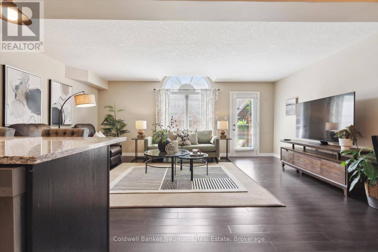 Guelph (kortright West), ON N1G5G9,165 Terraview CRES #93