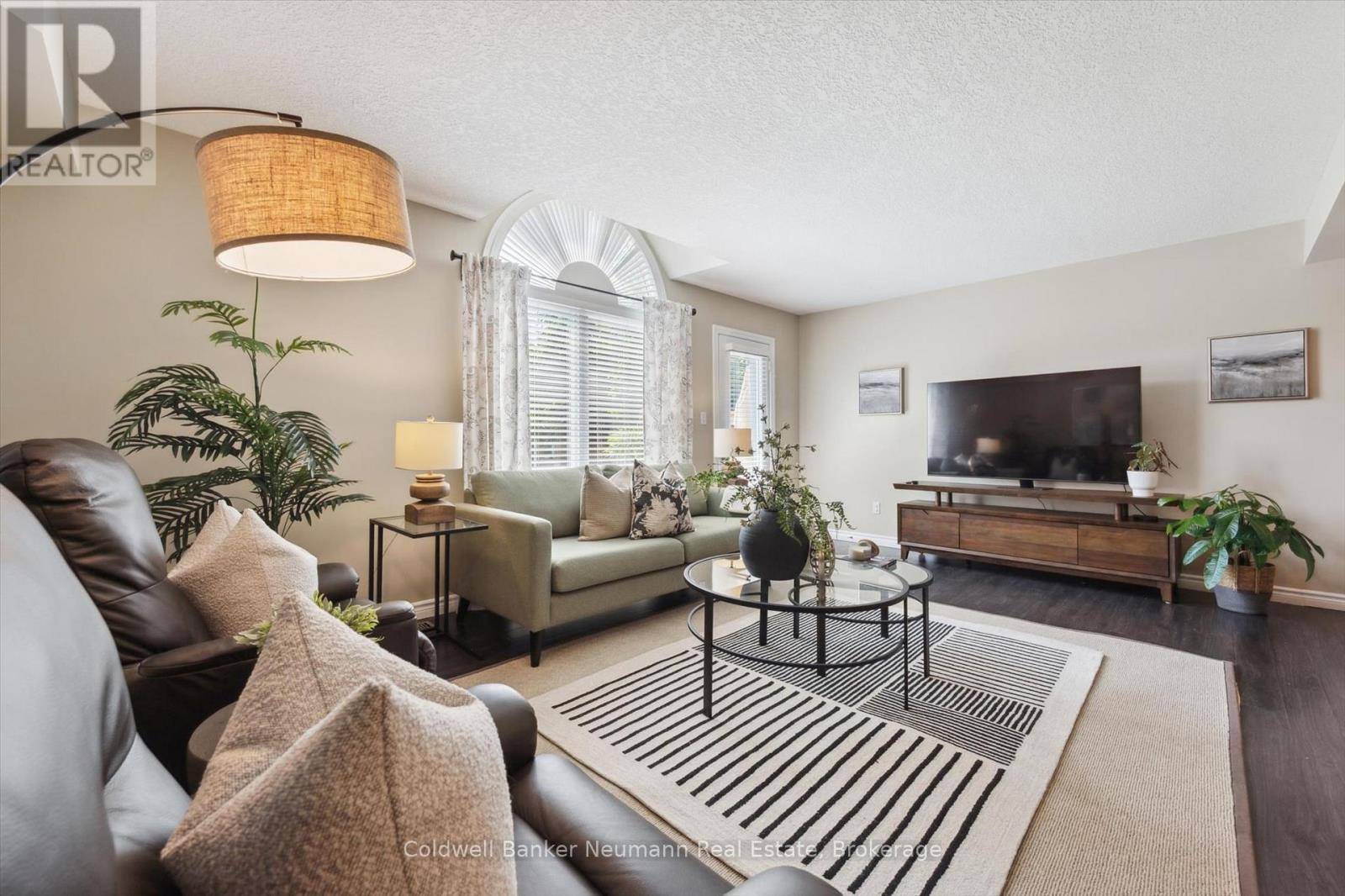 Guelph (kortright West), ON N1G5G9,165 Terraview CRES #93