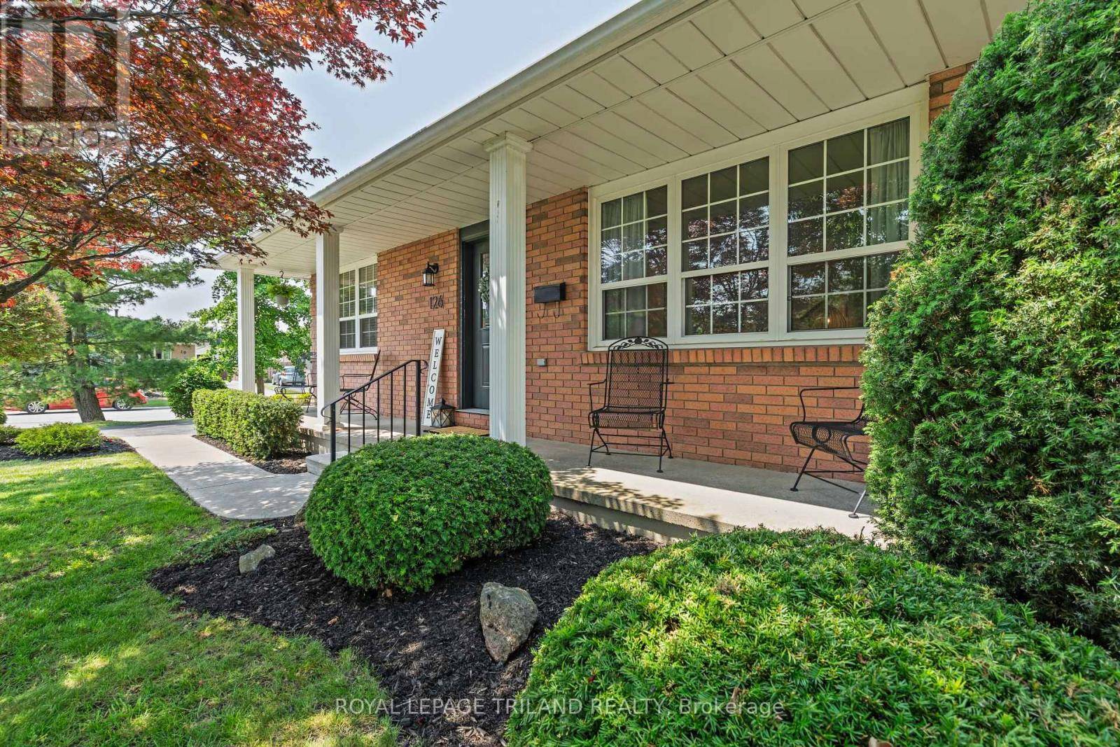 St. Thomas, ON N5R5R4,126 HIGHVIEW DRIVE