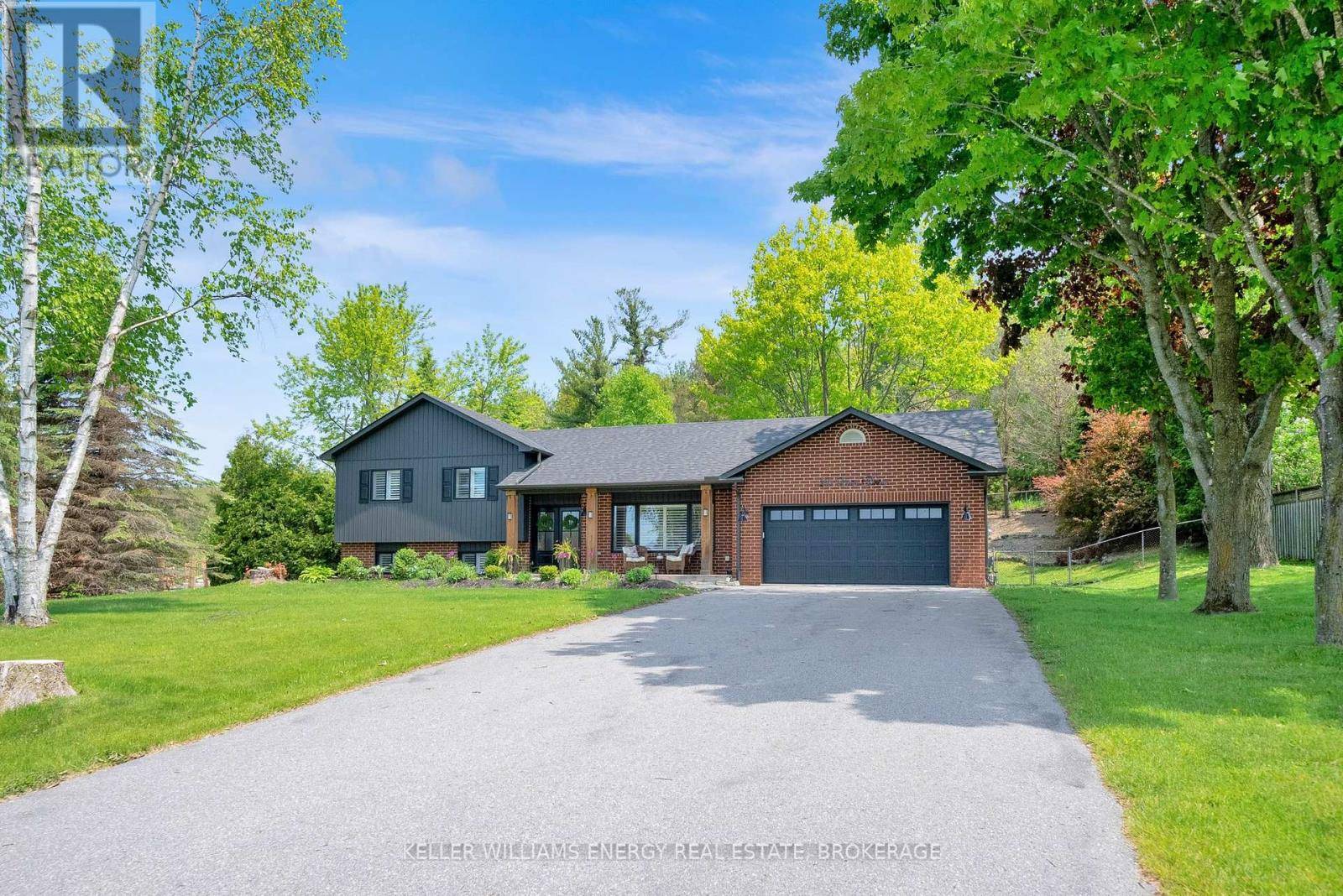 Kawartha Lakes (manvers), ON L0A1A0,26 ERIN DRIVE