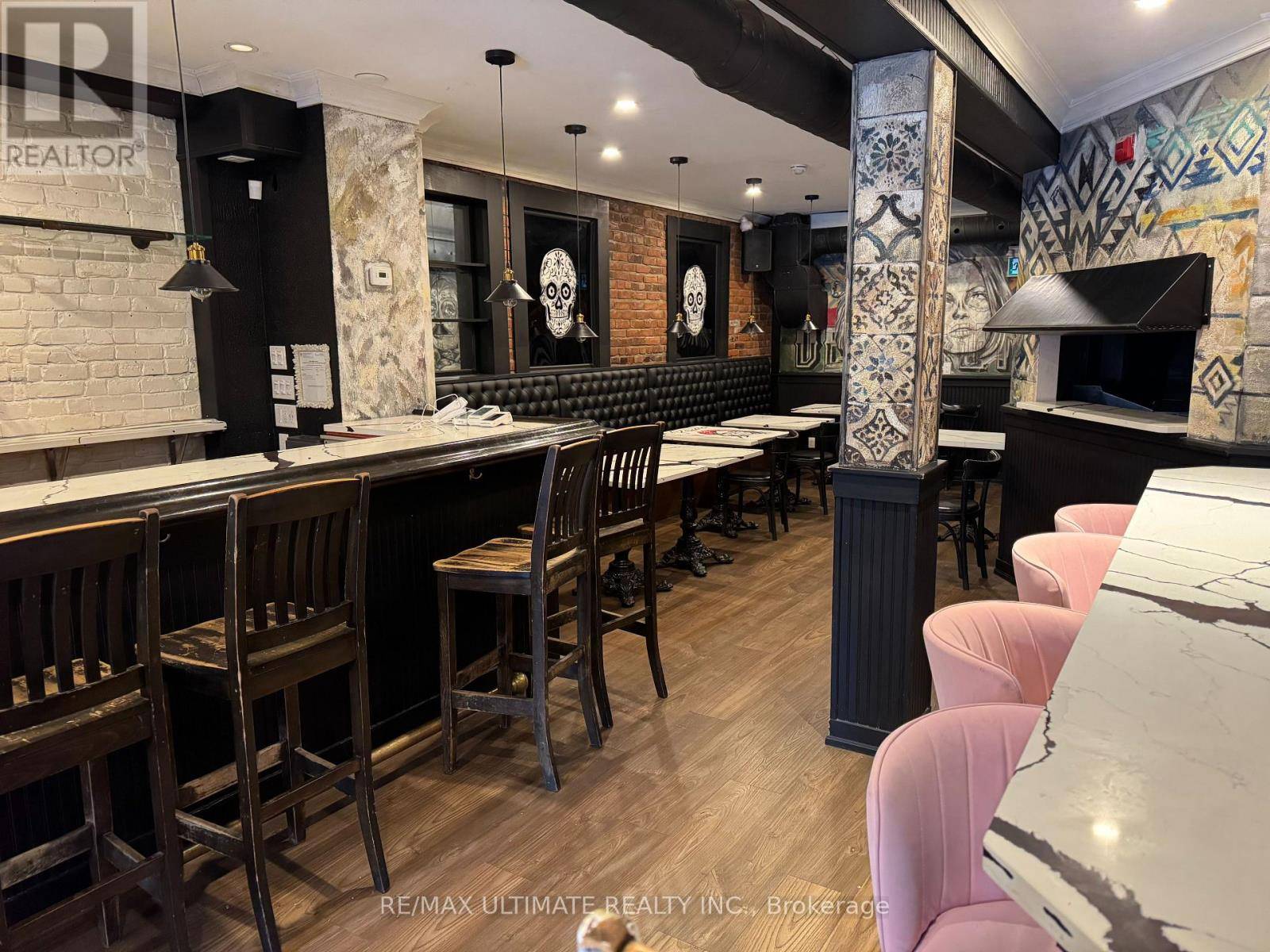 Hamilton (corktown), ON L8N1P6,21 AUGUSTA STREET