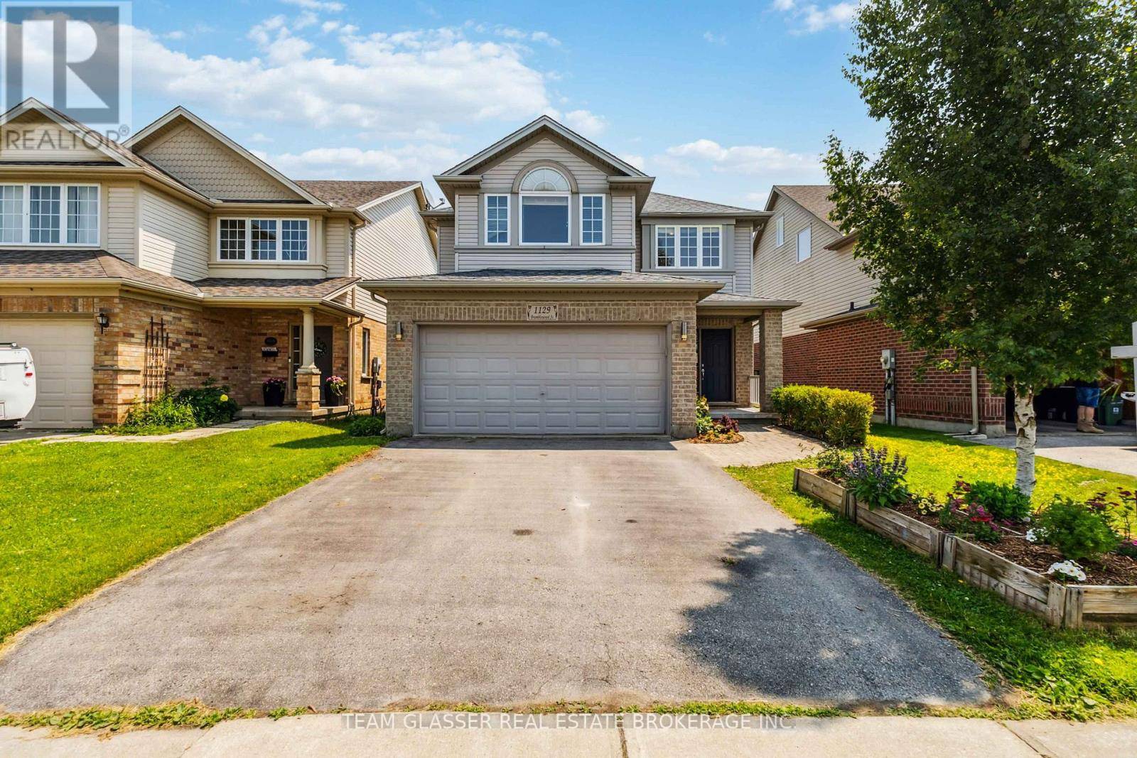 London South (south K), ON N6K4Y4,1129 BRAMBLEWOOD STREET