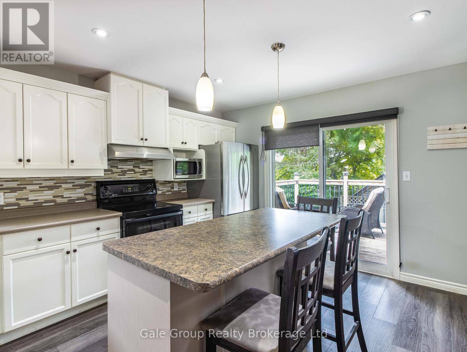 Woodstock (woodstock - North), ON N4T1G3,55 SIOUX CRESCENT