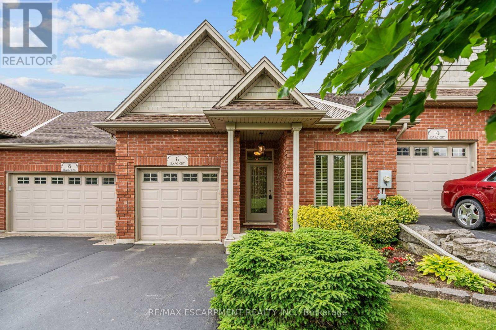 Haldimand, ON N3W0A7,6 ISAAC COURT
