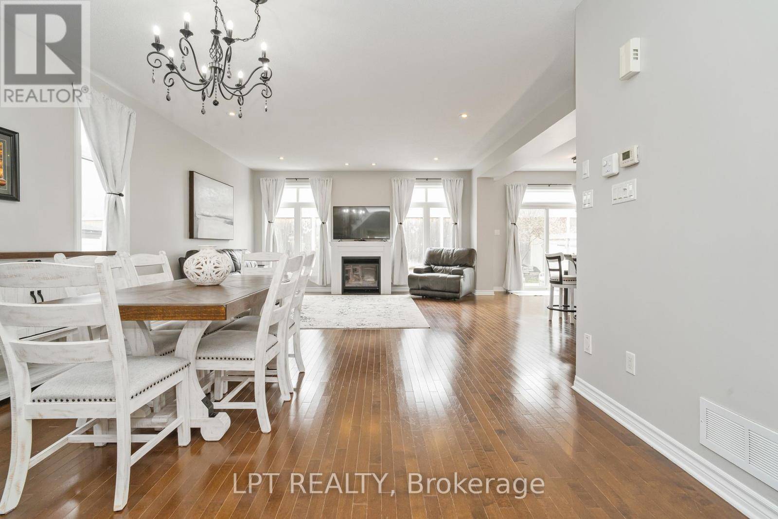Ottawa, ON K4A0M5,140 MONTARGIS CIRCLE