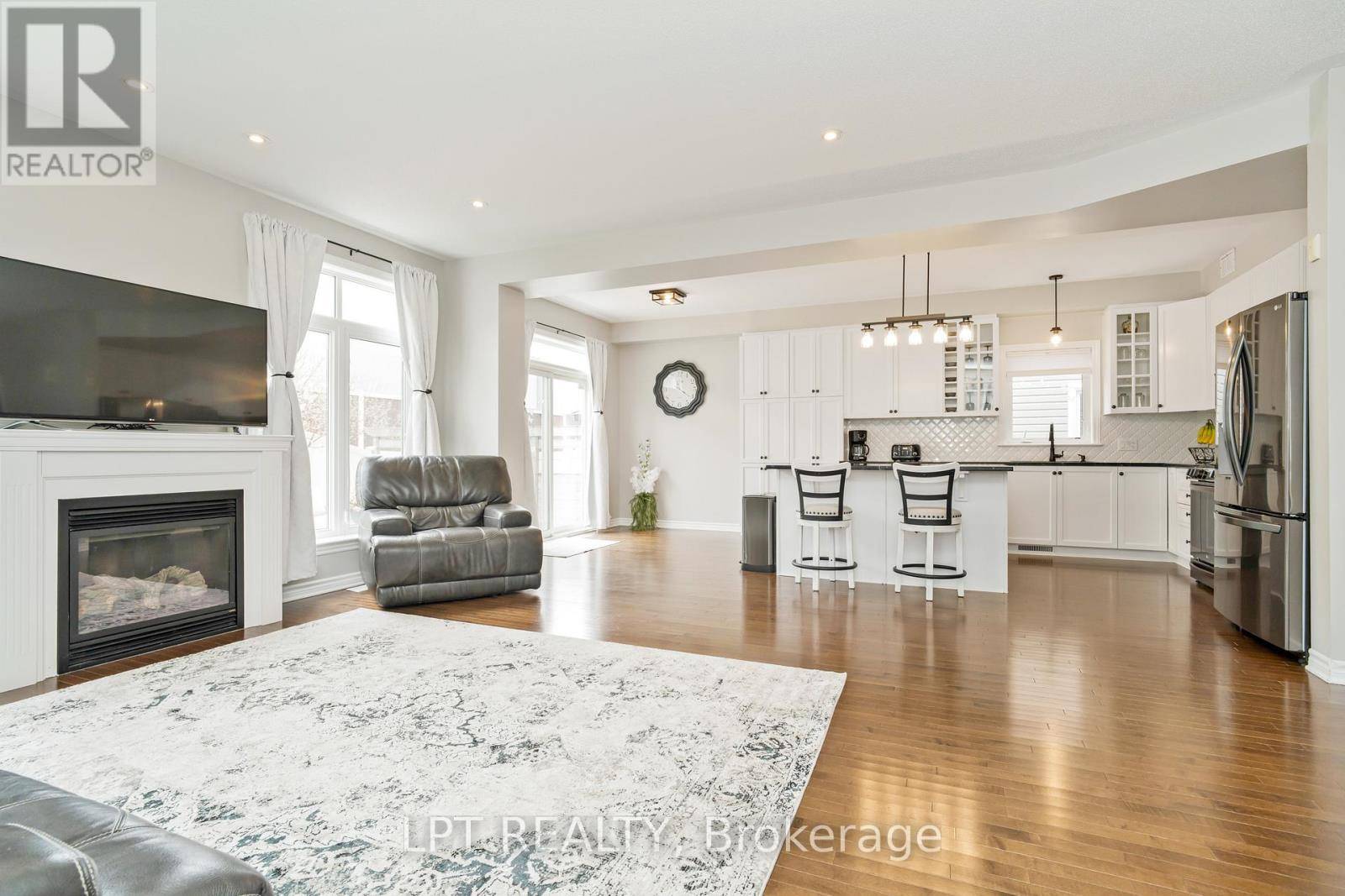 Ottawa, ON K4A0M5,140 MONTARGIS CIRCLE
