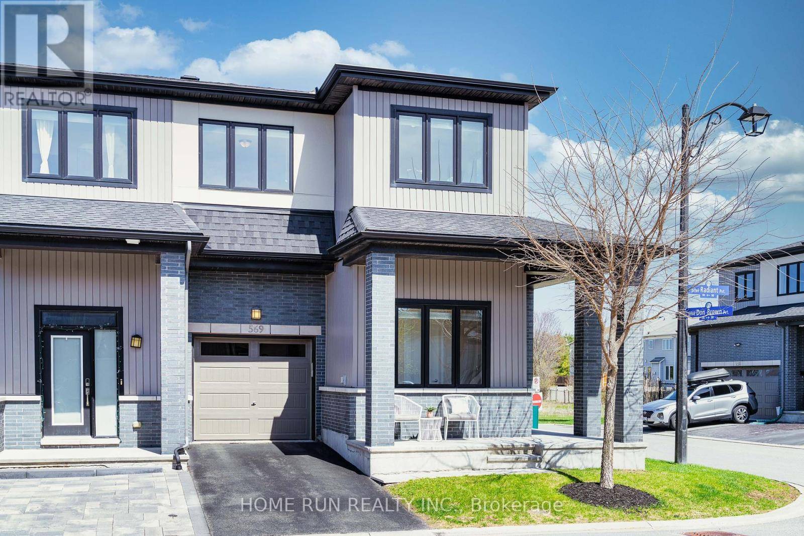 Ottawa, ON K2M0M7,569 RADIANT PRIVATE
