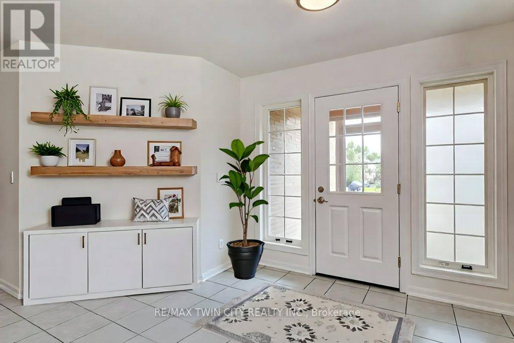 Guelph (grange Road), ON N1E7G7,153 STARWOOD DRIVE