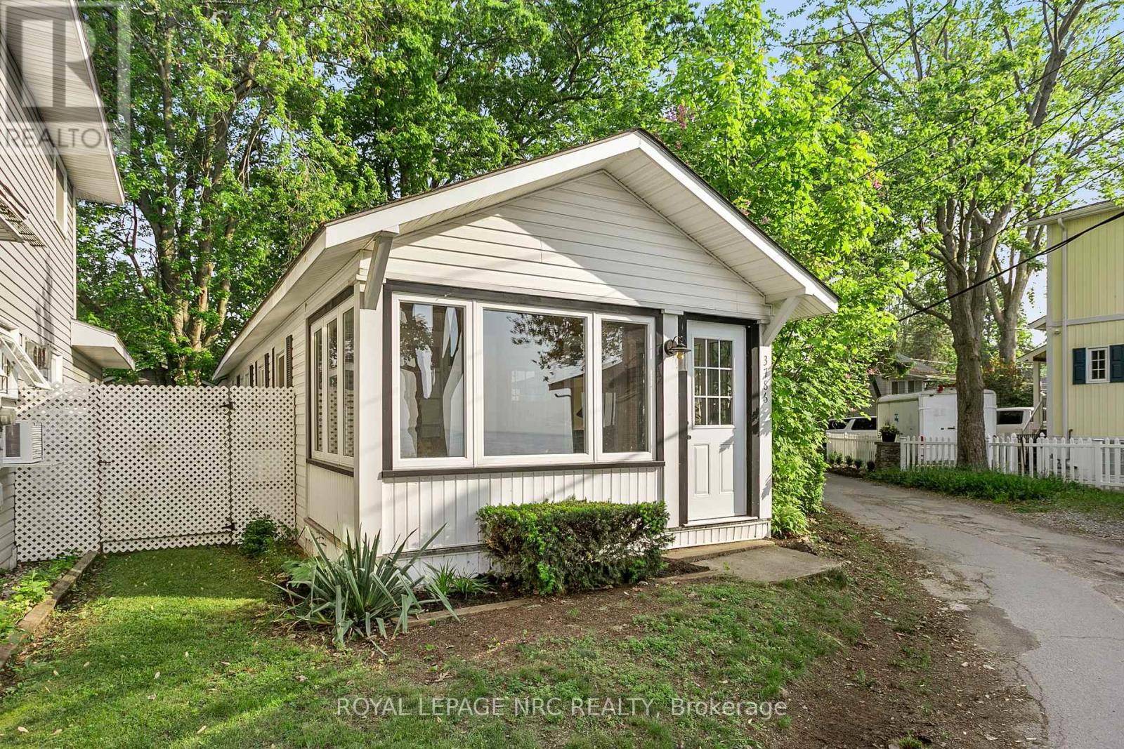 Fort Erie (crystal Beach), ON L0S1B0,3786 TERRACE LANE