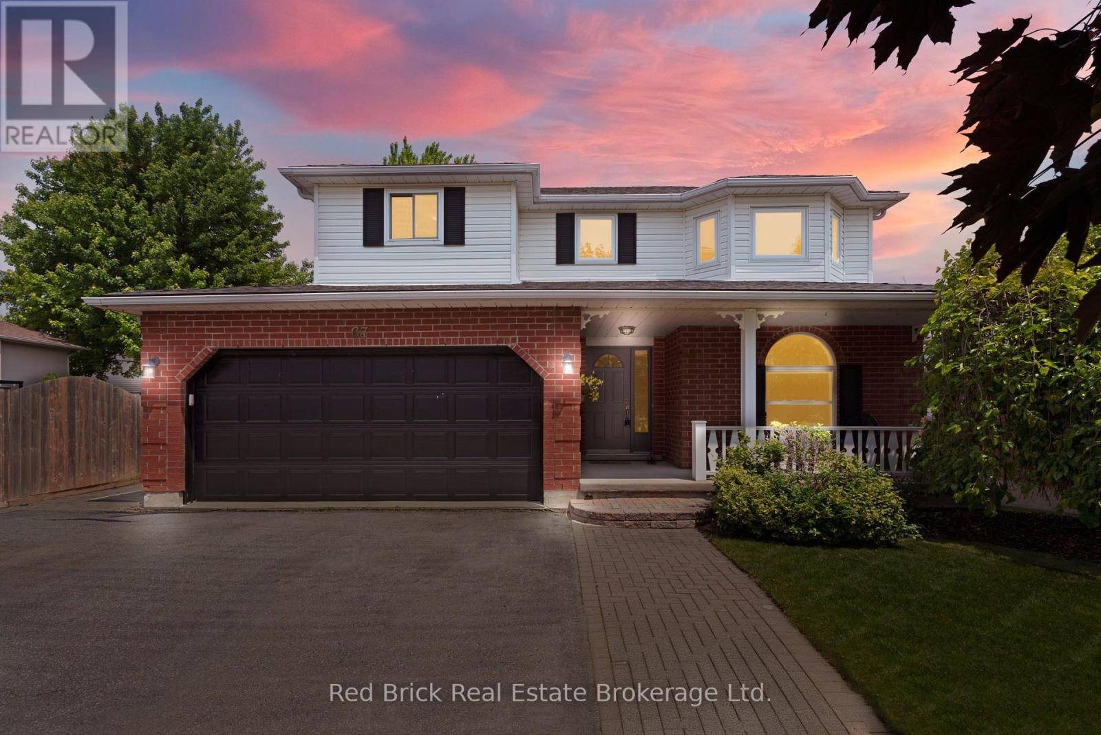 Guelph (willow West/sugarbush/west Acres), ON N1H8K6,63 FLAHERTY DRIVE