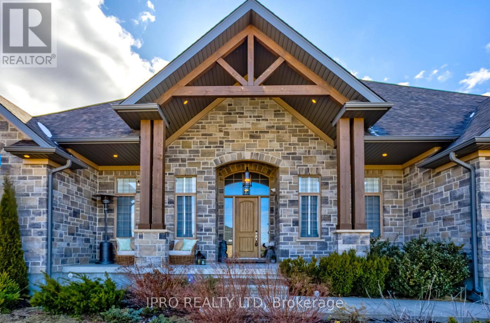 Woolwich, ON N0B2B0,111 SUNSET HILLS CRESCENT