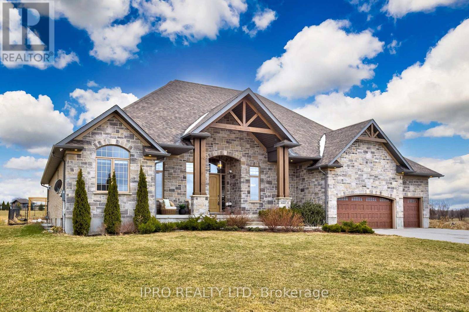Woolwich, ON N0B2B0,111 SUNSET HILLS CRESCENT