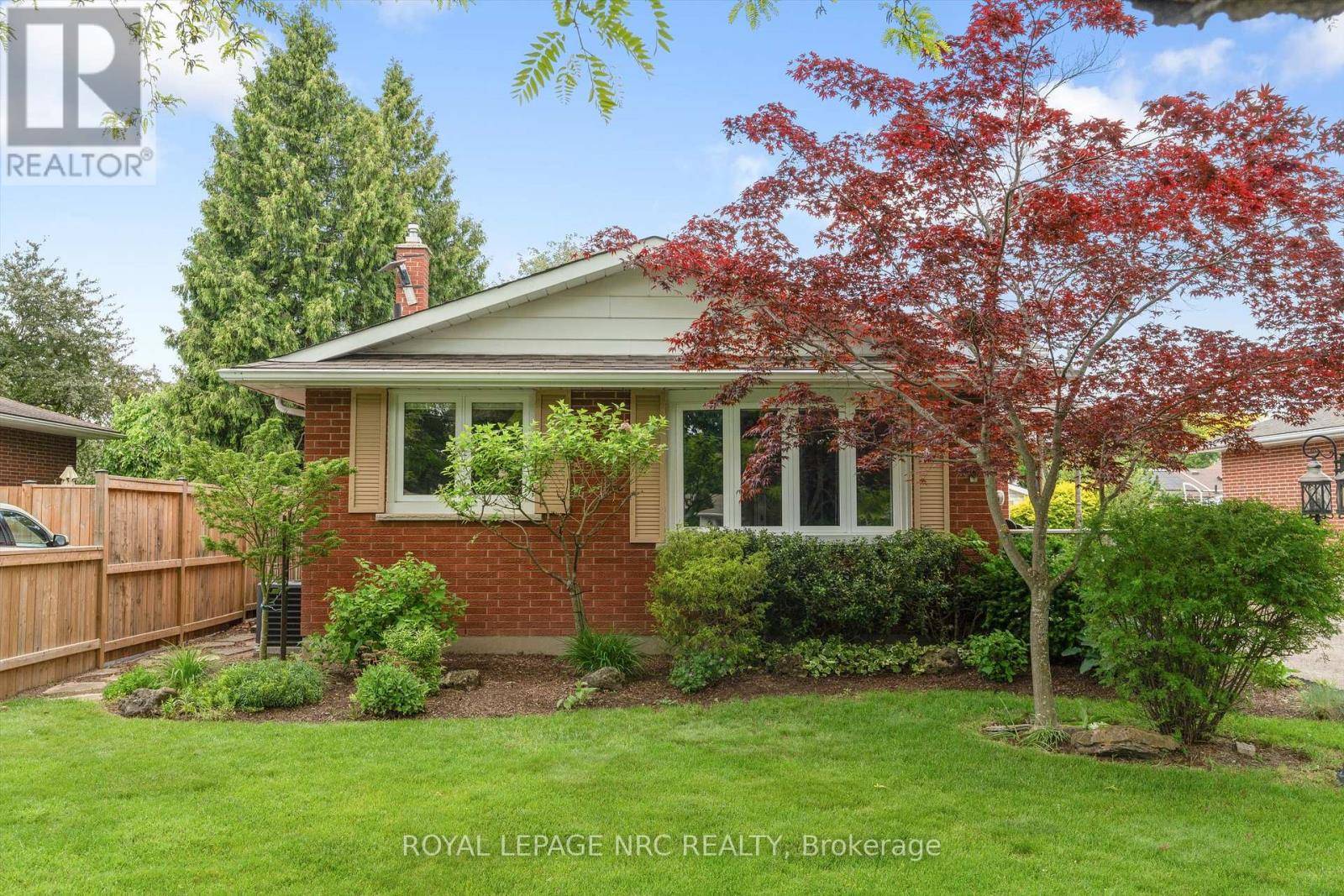 St. Catharines (vine/linwell), ON L2M3T5,533 VINE STREET